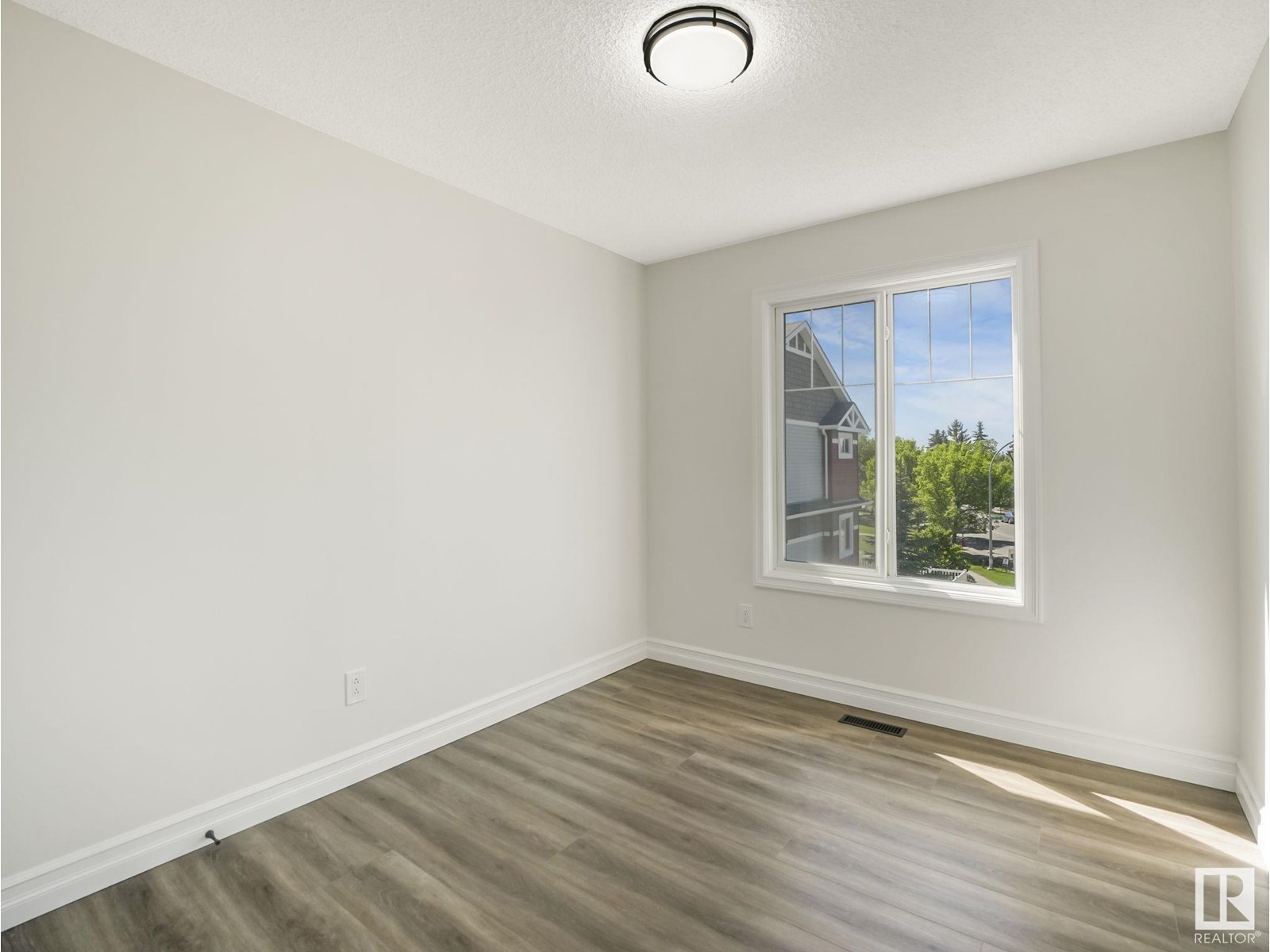 Photo 28 of 74 14621 121 Street Nw, Edmonton AB