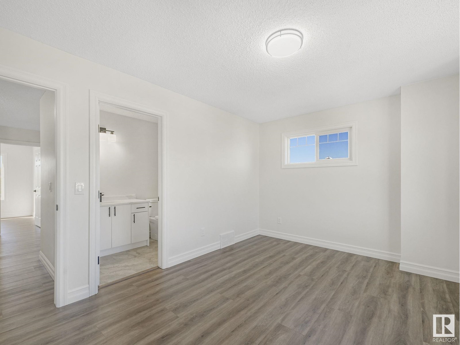 Photo 37 of 74 14621 121 Street Nw, Edmonton AB