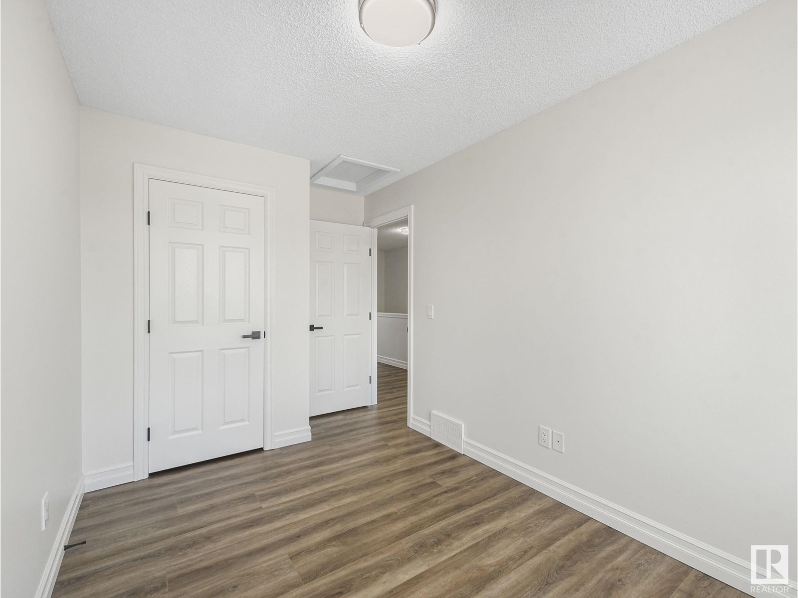 Photo 31 of 74 14621 121 Street Nw, Edmonton AB