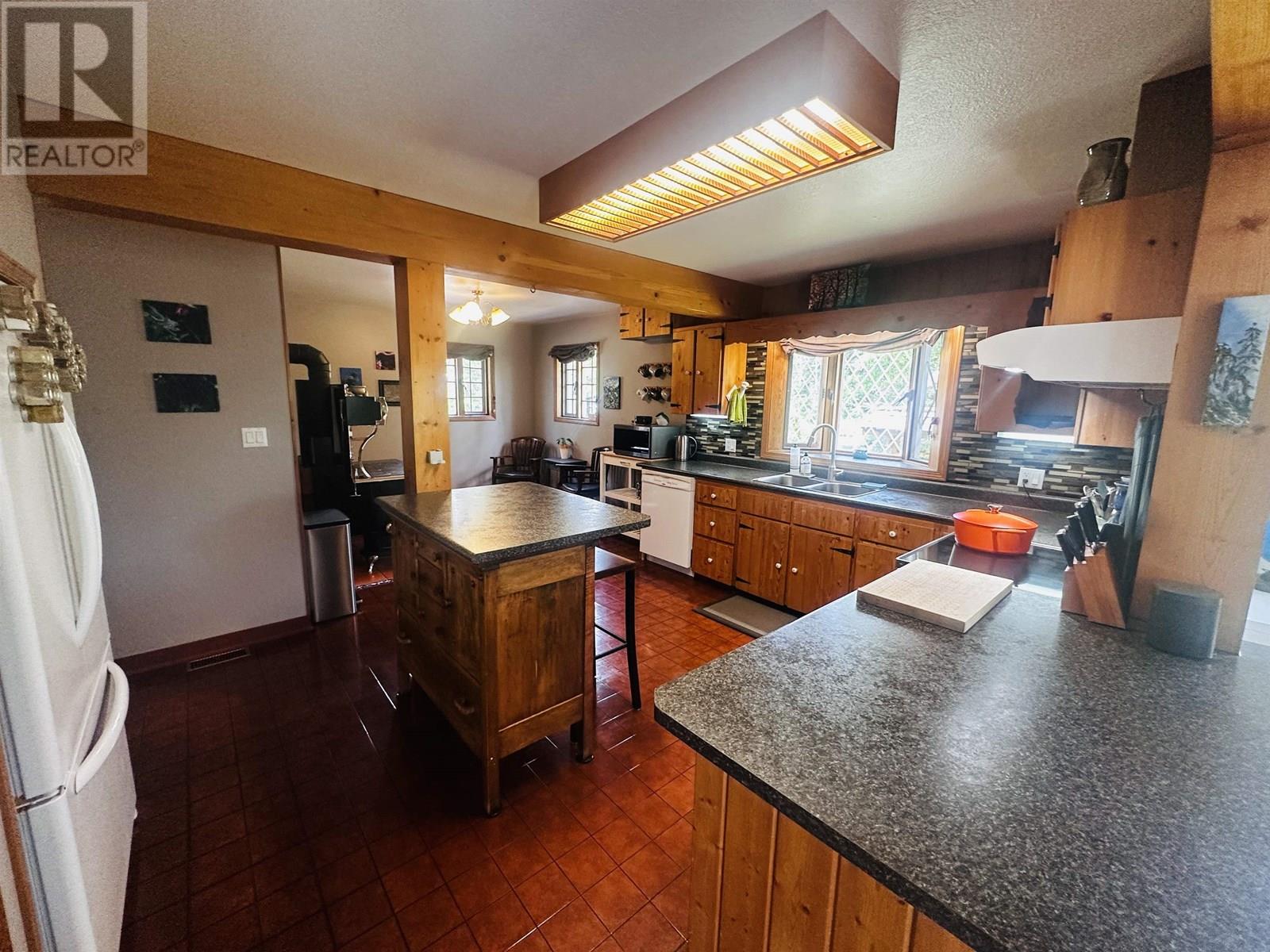 16939 16 Highway, Burns Lake