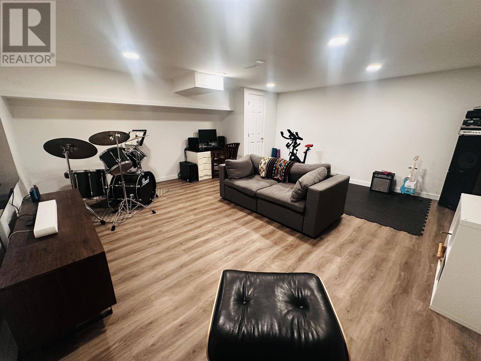 16939 16 Highway, Burns Lake