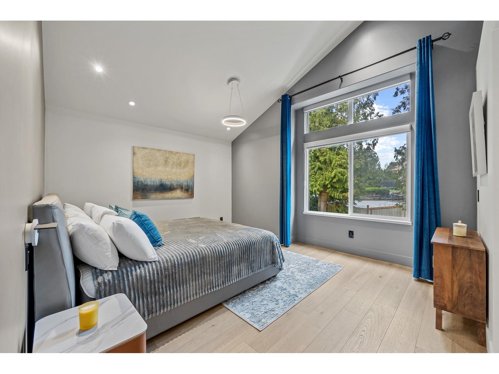 Photo 22 of 15497 Rosemary Heights Crescent, Surrey BC