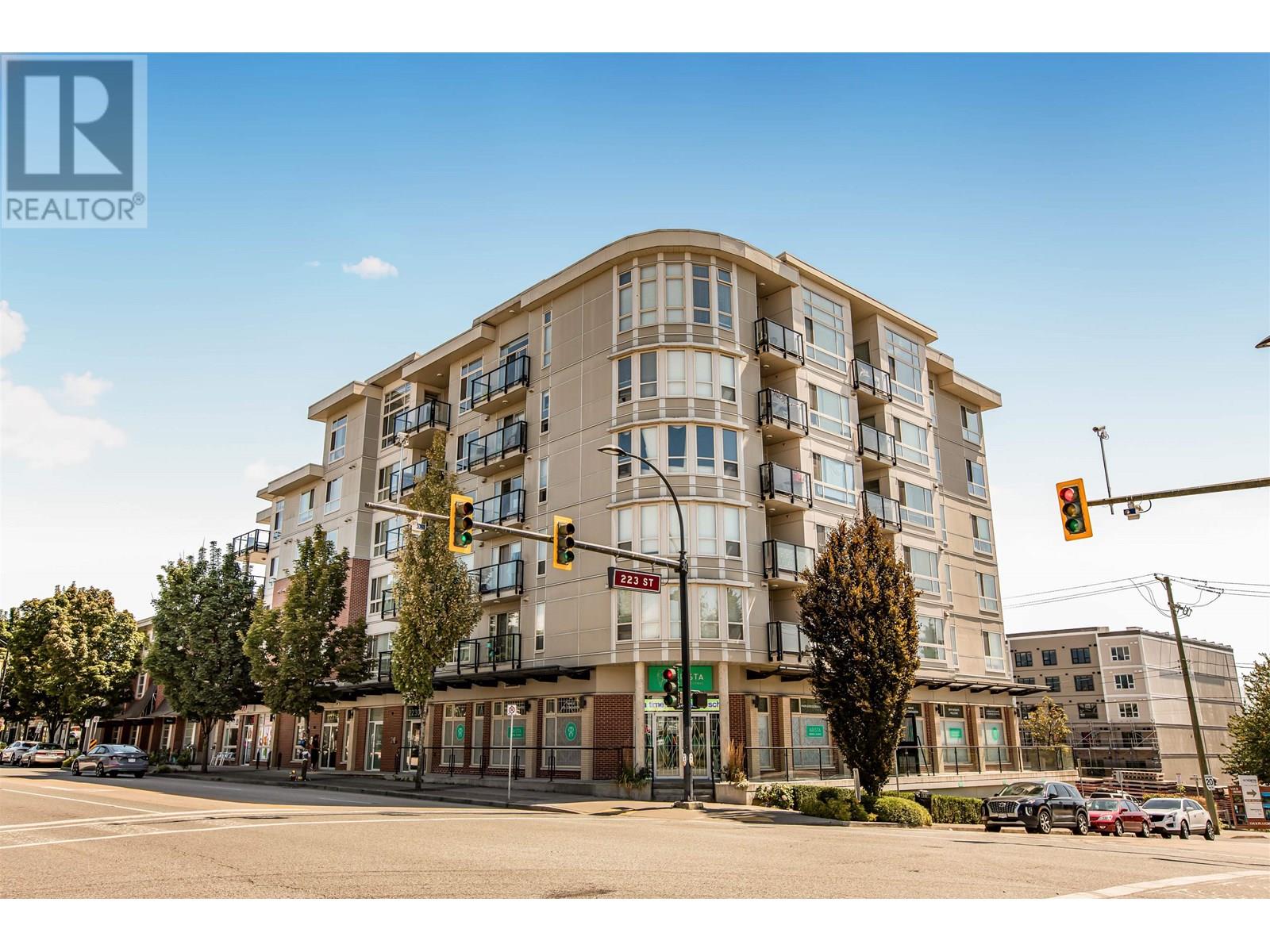 604 22318 LOUGHEED HIGHWAY, Maple Ridge