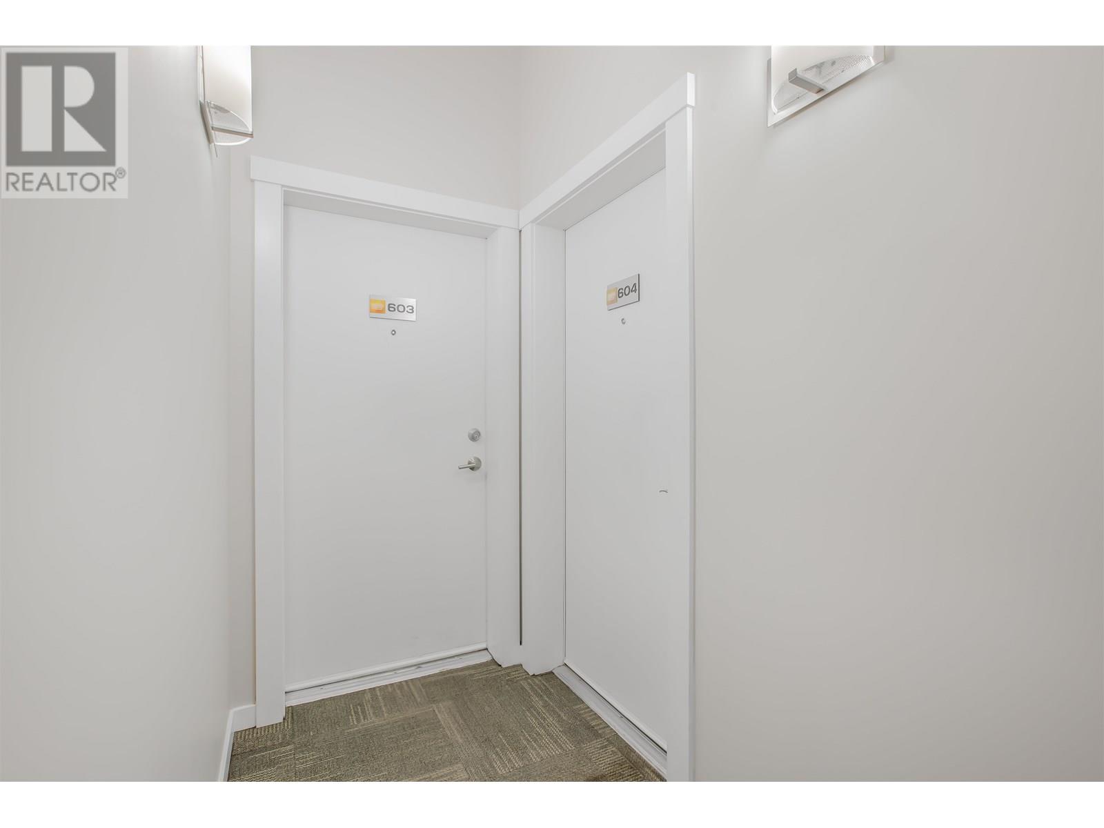 604 22318 LOUGHEED HIGHWAY, Maple Ridge