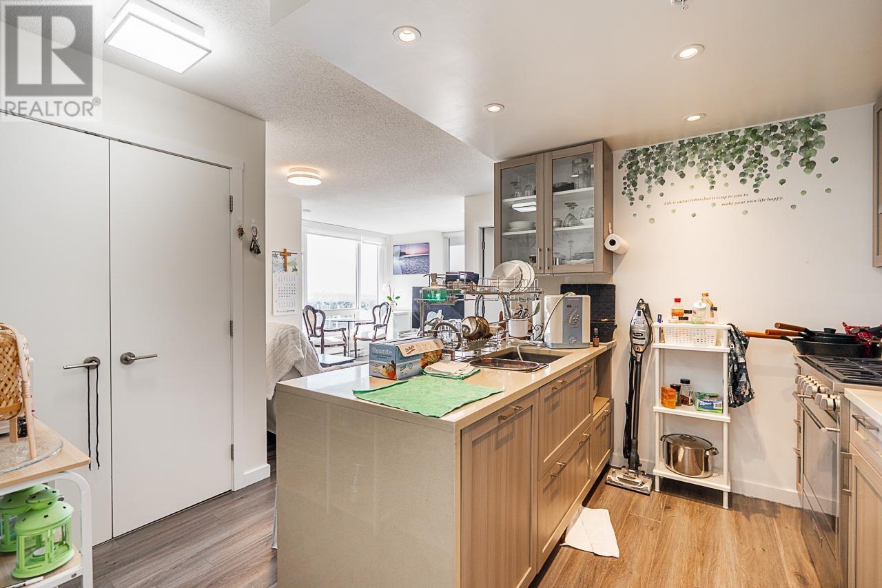 Photo 1 of 2902 5665 Boundary Road, Vancouver BC