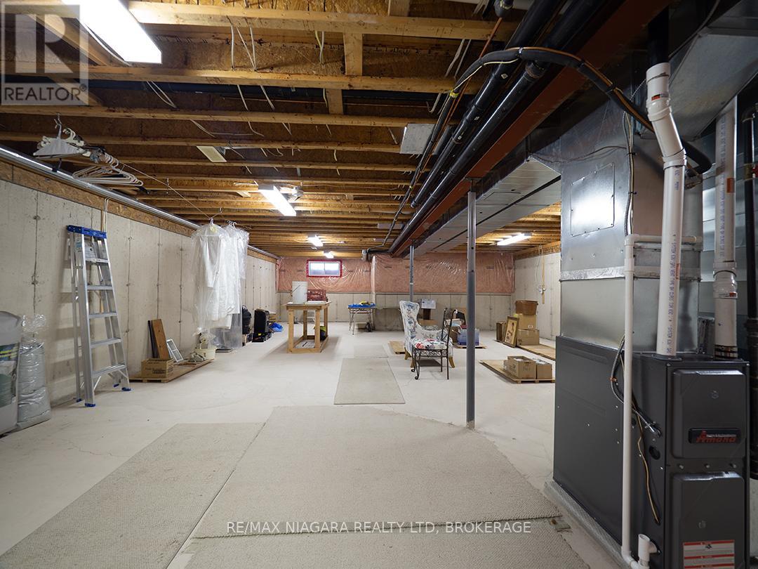 Photo 23 of 38 Maple Street, Port Colborne ON