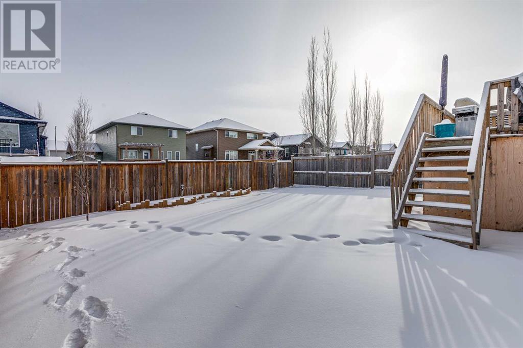 Photo 29 of 27 Henderson Crescent Nw, Penhold AB