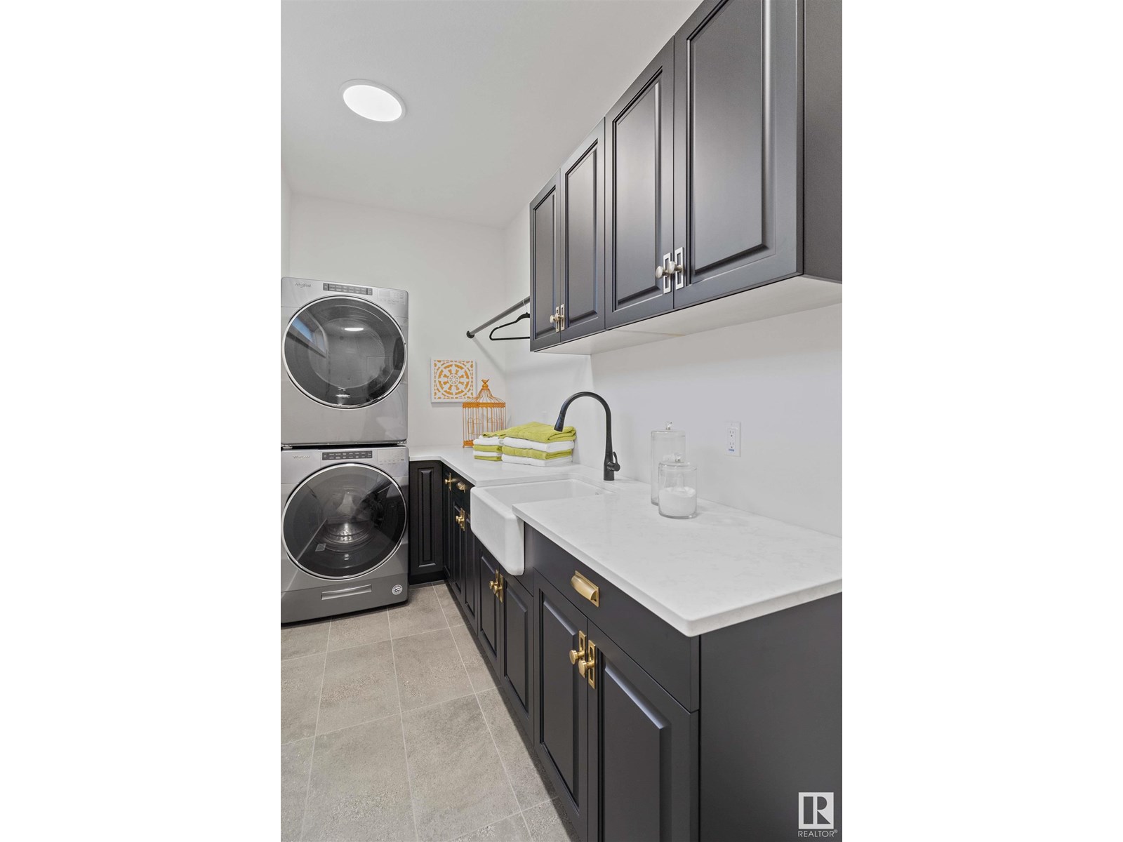 Photo 20 of 1493 Howes Crescent Cr Sw Sw, Edmonton AB