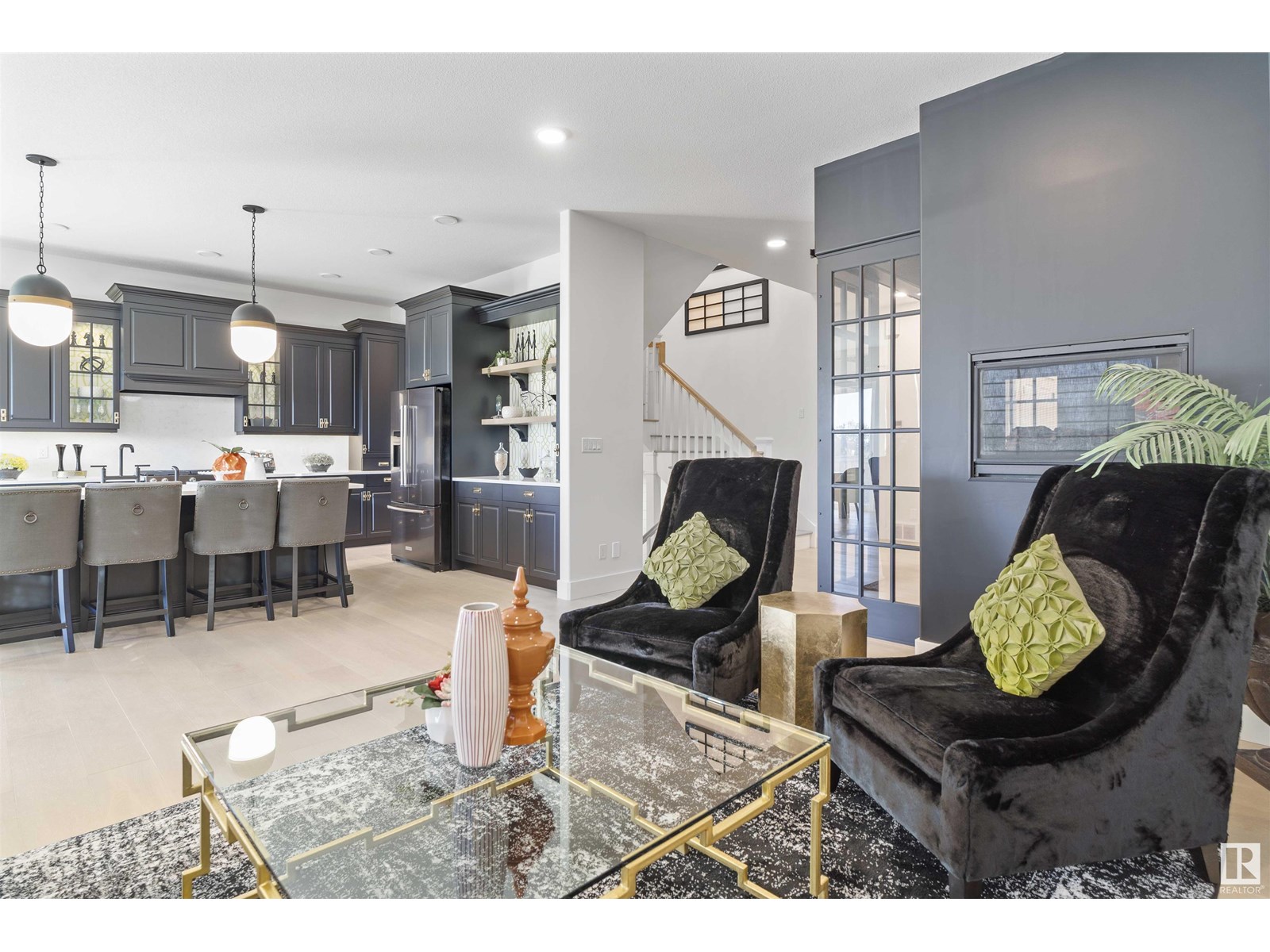 Photo 6 of 1493 Howes Crescent Cr Sw Sw, Edmonton AB