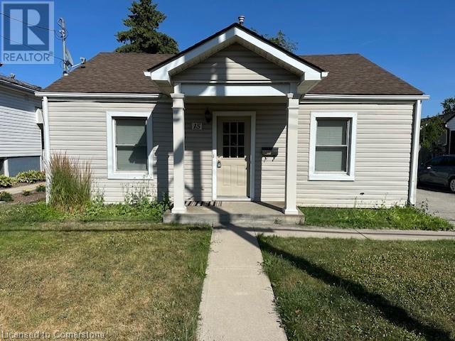Photo 3 of 15 East 33rd Street, Hamilton ON