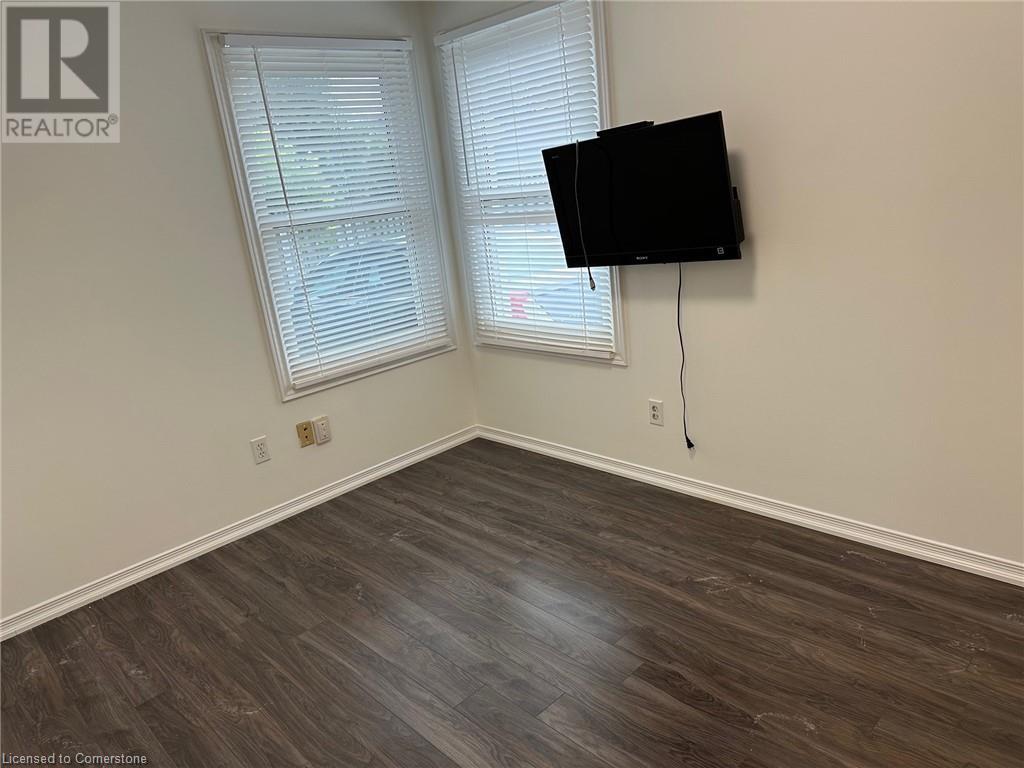 Photo 17 of 15 East 33rd Street, Hamilton ON