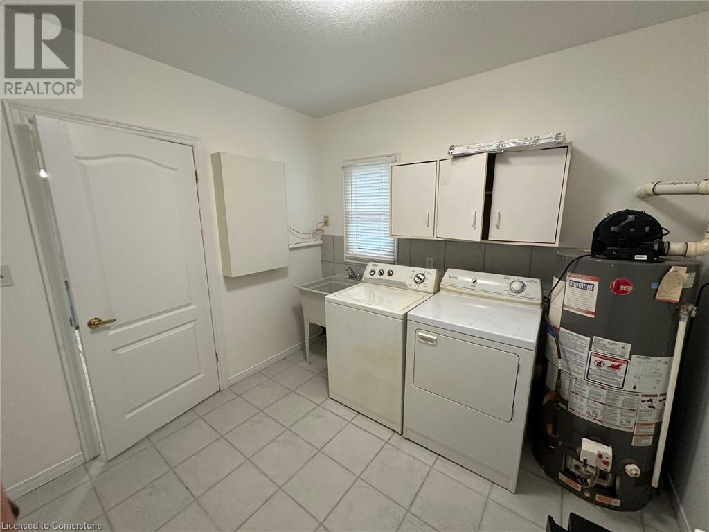 Photo 8 of 15 East 33rd Street, Hamilton ON