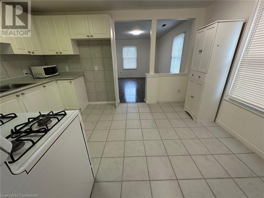 Photo 21 of 15 East 33rd Street, Hamilton ON