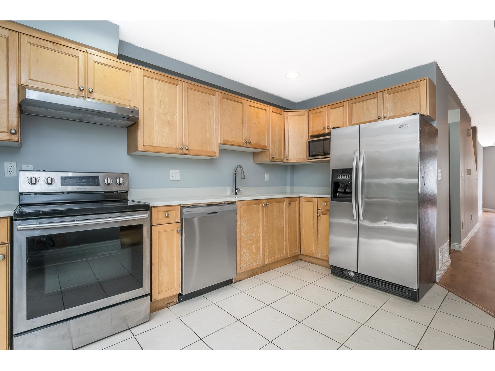Photo 17 of 21 13360 King George Boulevard, Surrey BC
