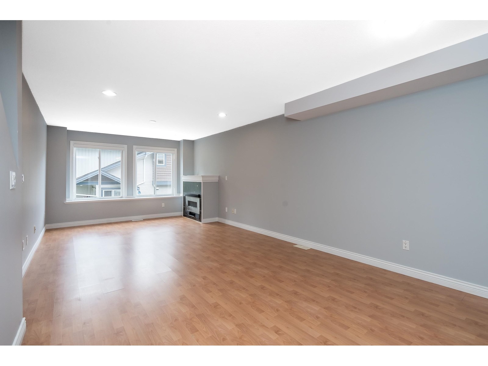 Photo 30 of 21 13360 King George Boulevard, Surrey BC