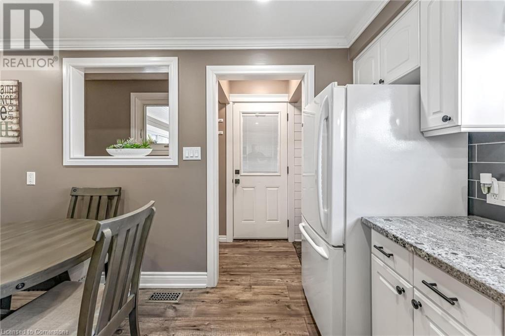Photo 8 of 9924 Dickenson Road W, Hamilton ON