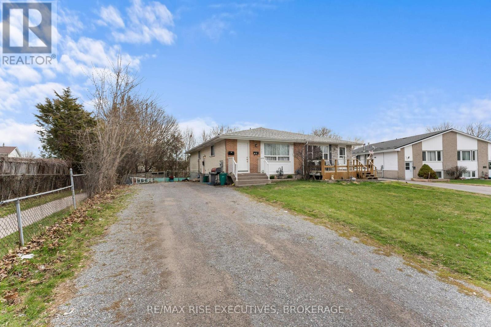 Photo 27 of 744 Selkirk Road, Kingston ON