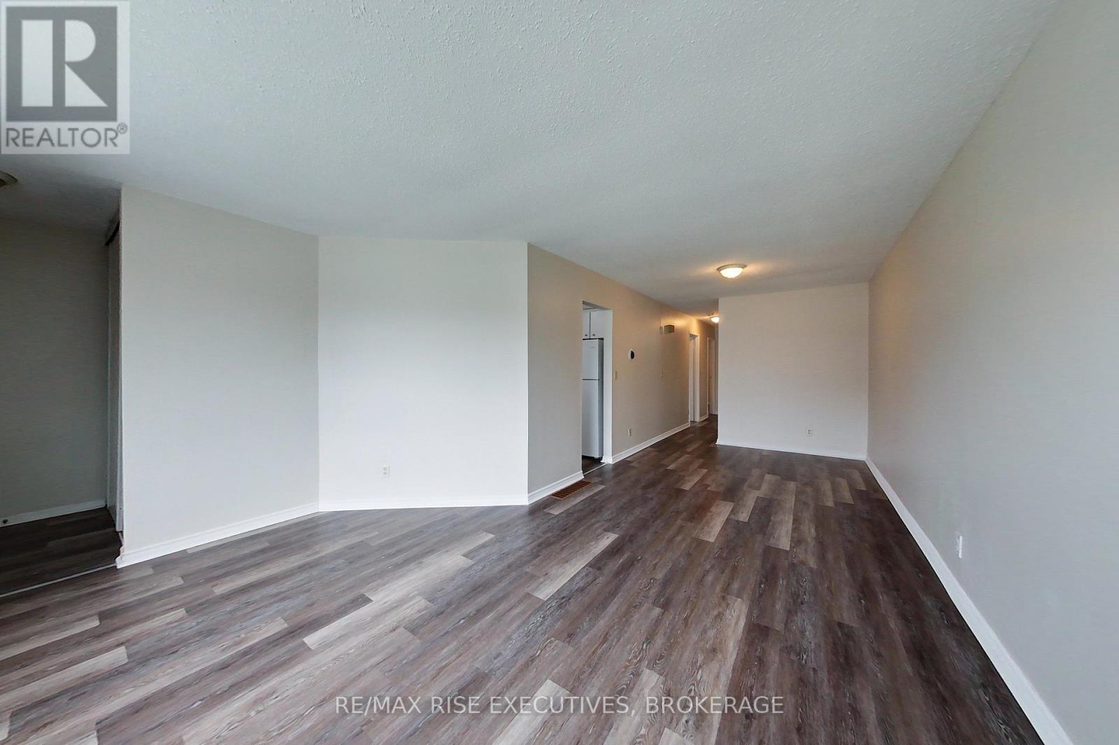 Photo 3 of 744 Selkirk Road, Kingston ON