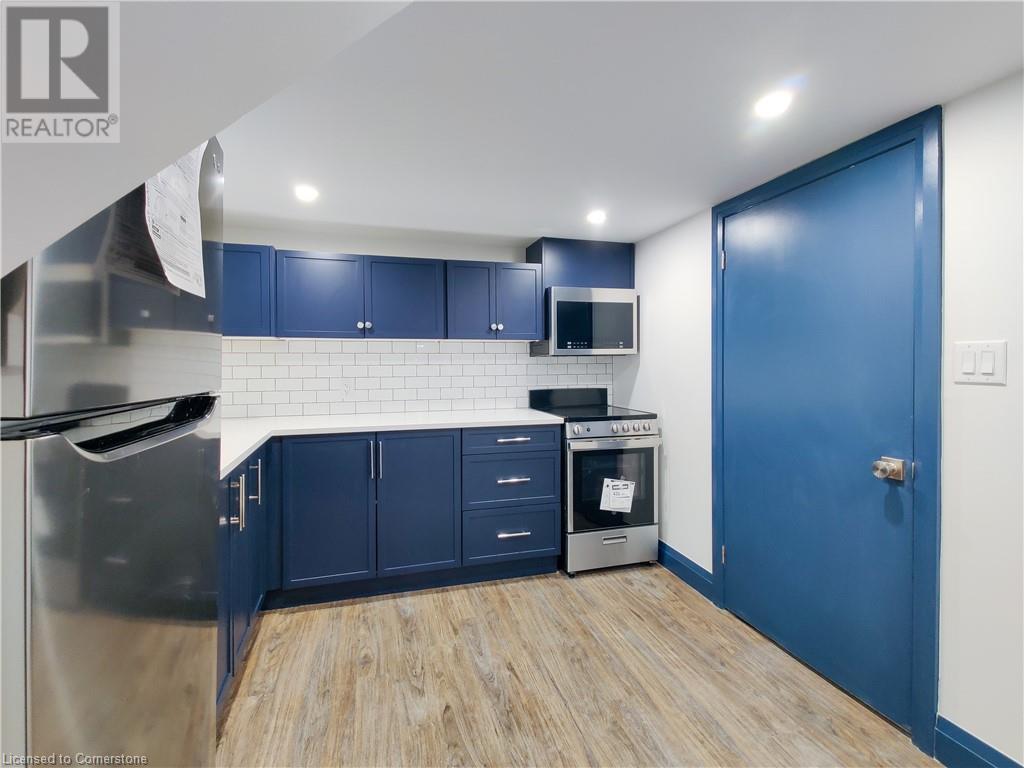 Photo 5 of 134 Ontario Avenue Unit 3, Hamilton ON