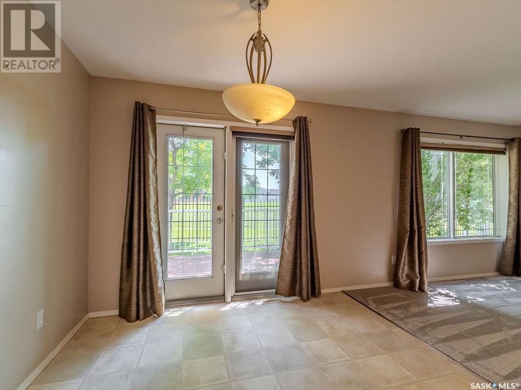 Single Family House 2 Level for Sale in   Heritage GREEN Saskatoon 