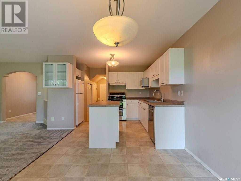 Single Family House 2 Level for Sale in   Heritage GREEN Saskatoon 