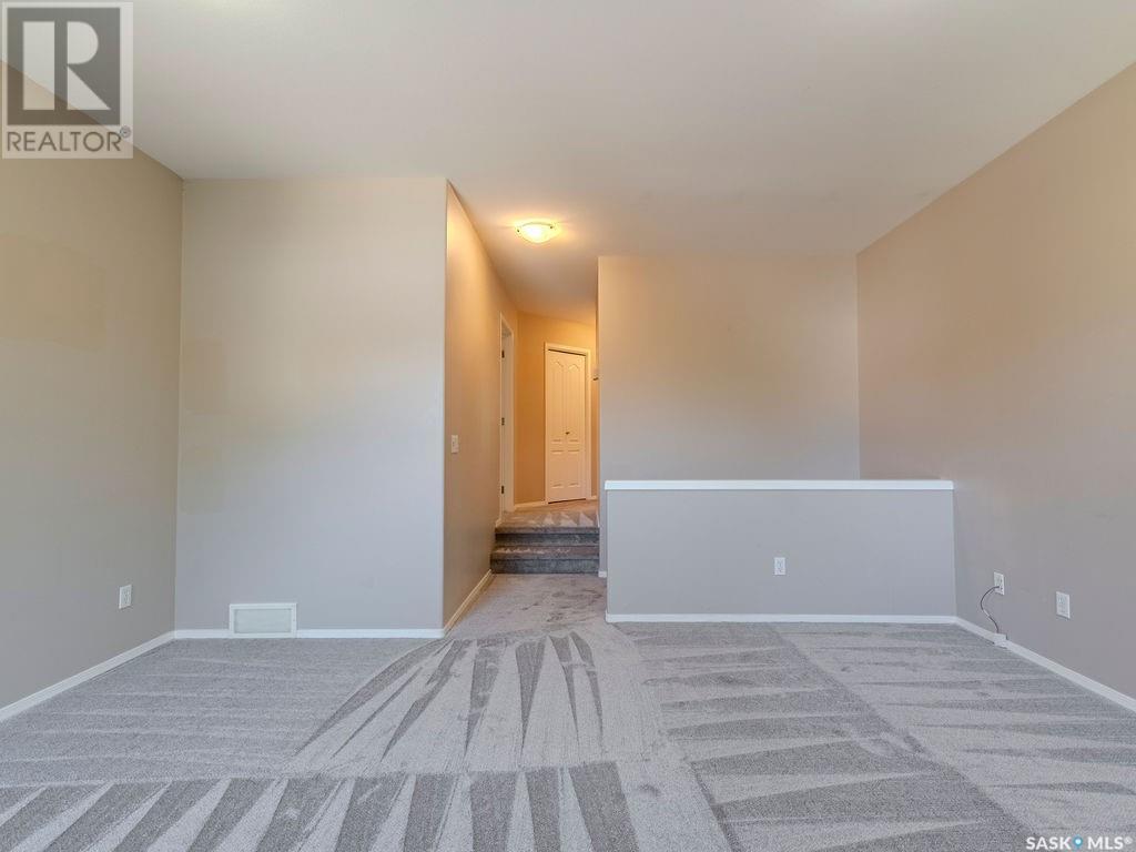 Single Family House 2 Level for Sale in   Heritage GREEN Saskatoon 