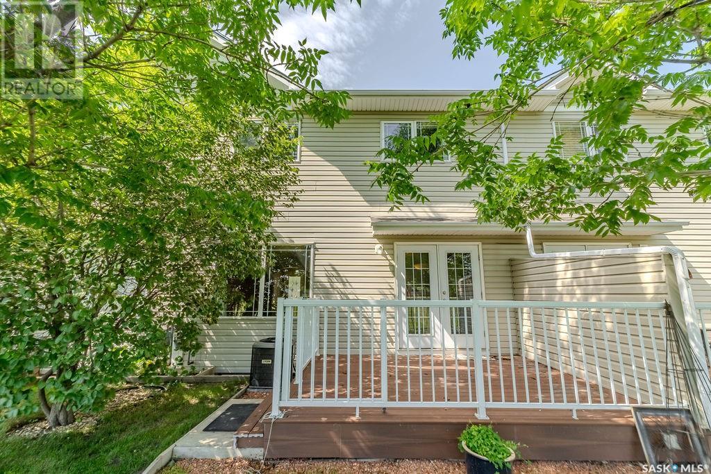 Single Family House 2 Level for Sale in   Heritage GREEN Saskatoon 