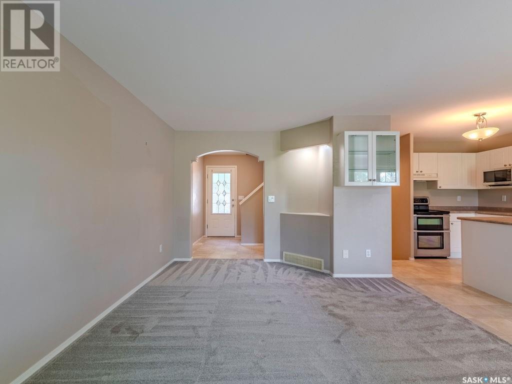 Single Family House 2 Level for Sale in   Heritage GREEN Saskatoon 