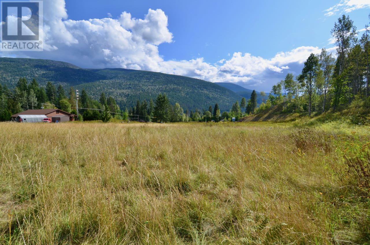 Photo 8 of 2677 Greenwood Road, Nelson BC