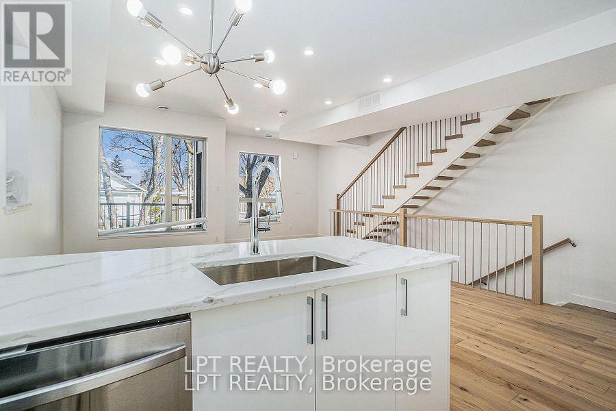 Photo 15 of Unit B 14 Stevens Avenue, Ottawa ON