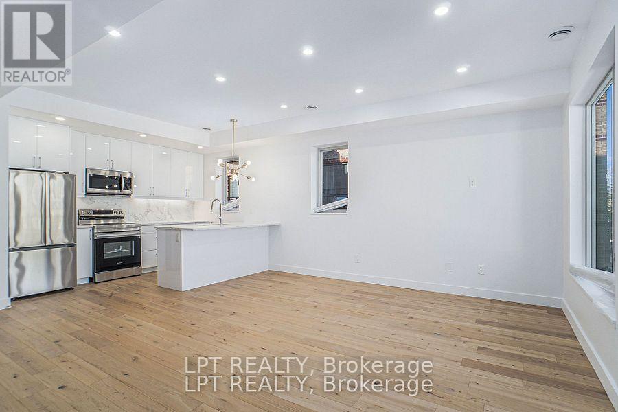 Photo 16 of Unit B 14 Stevens Avenue, Ottawa ON