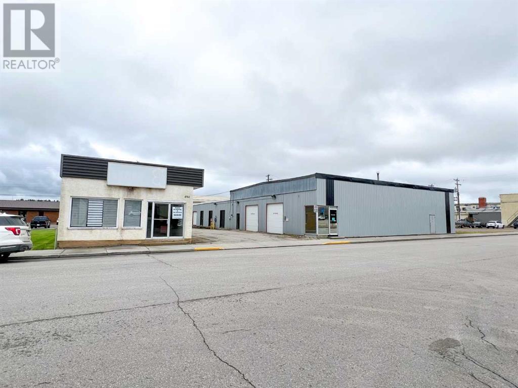 
          4915 3 Avenue
            <br/>
            <span>Edson</span>
            , 
            <span>AB</span>
             <span>T7E1E6</span>
        