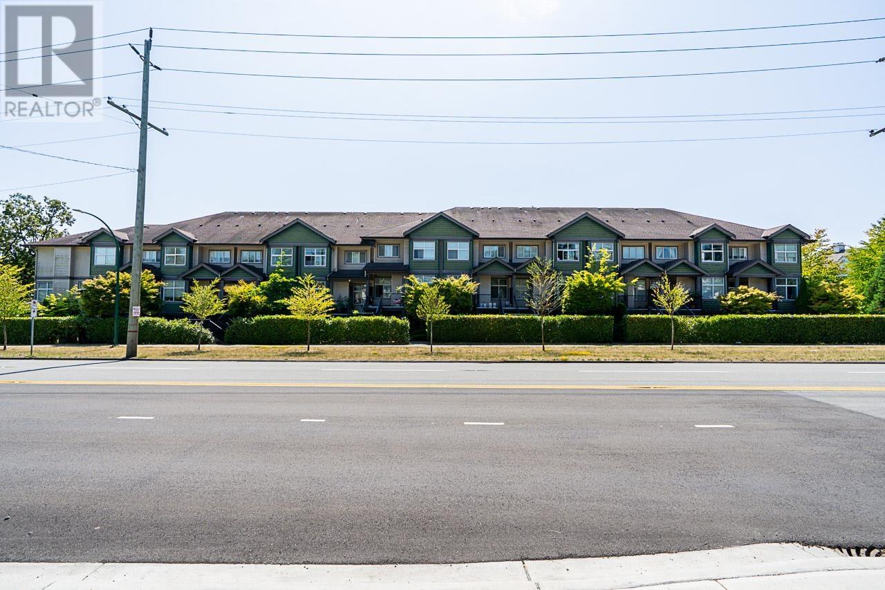 Photo 1 of 107 7333 16th Avenue, Burnaby BC