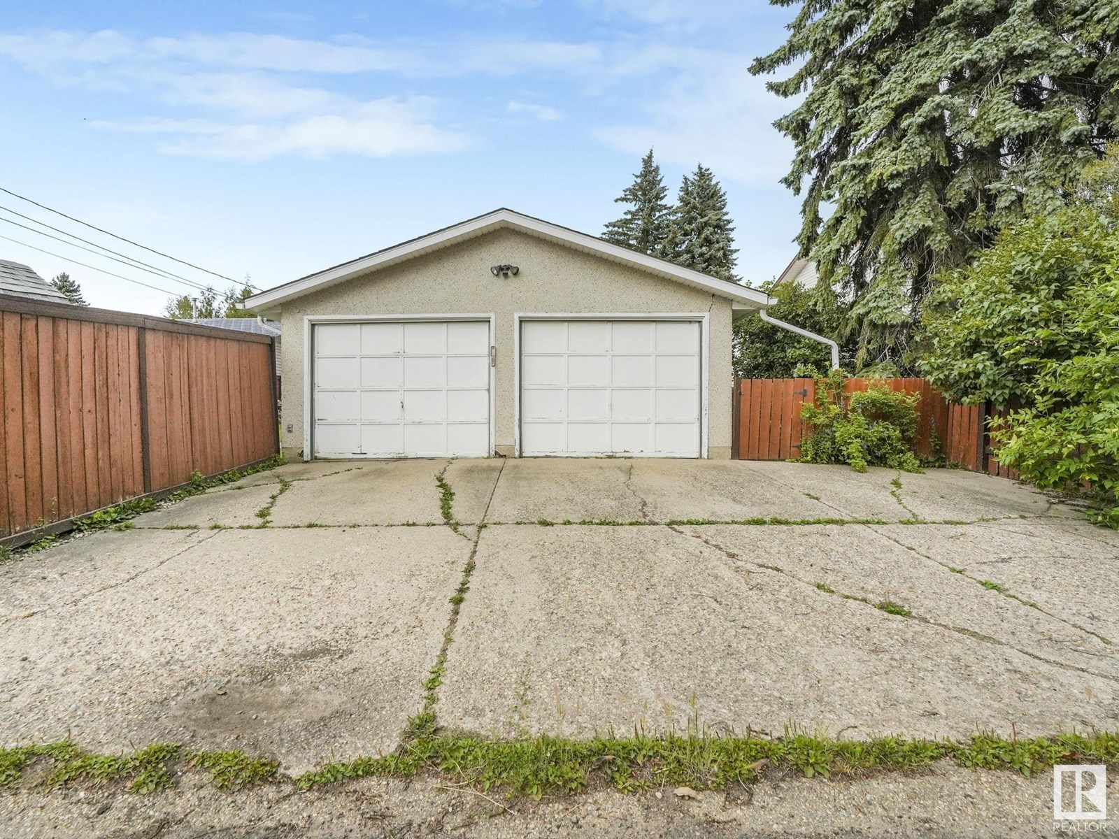 Photo 45 of 8527 134 A Av Nw, Edmonton AB