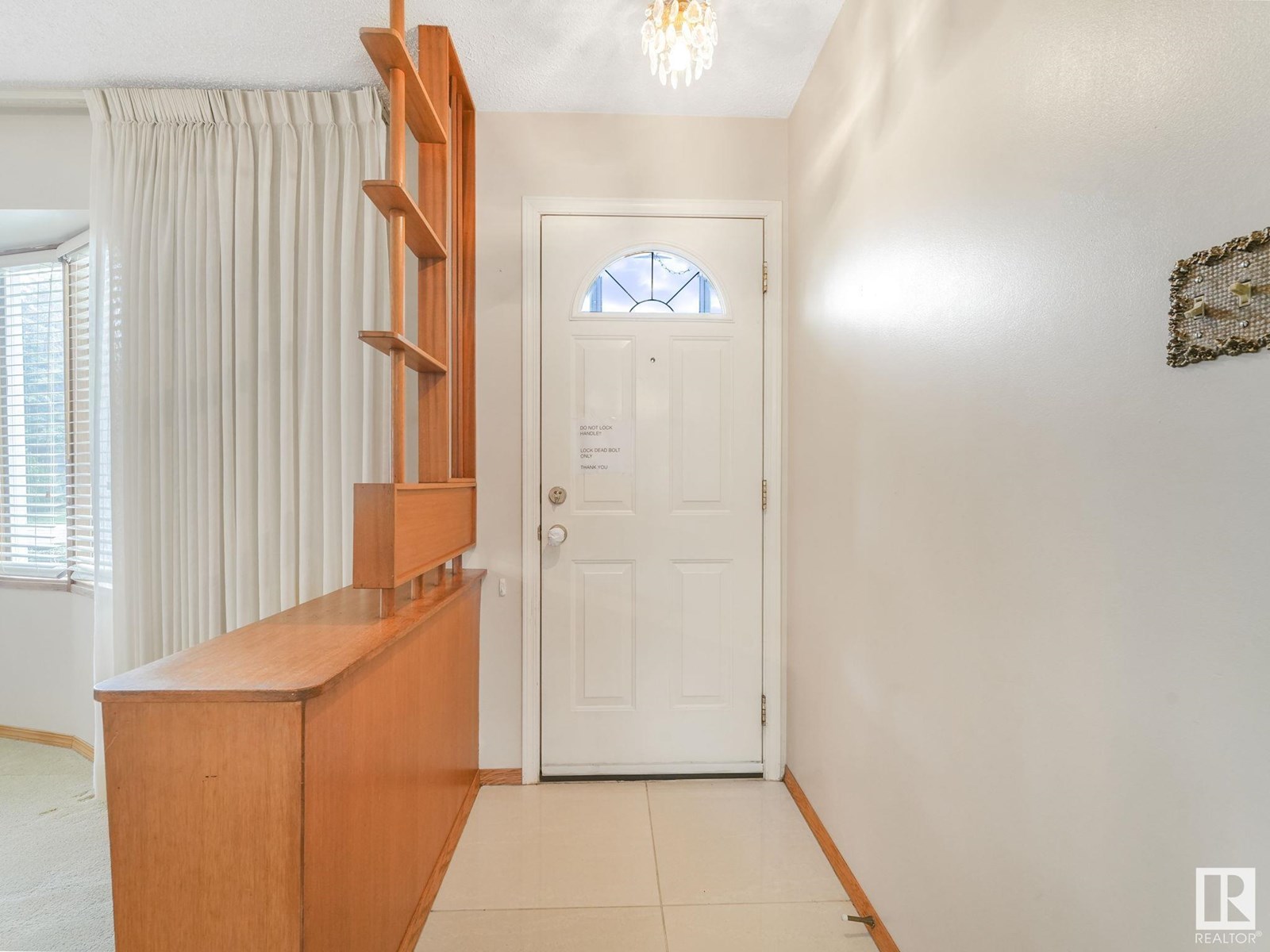 Photo 10 of 8527 134 A Av Nw, Edmonton AB