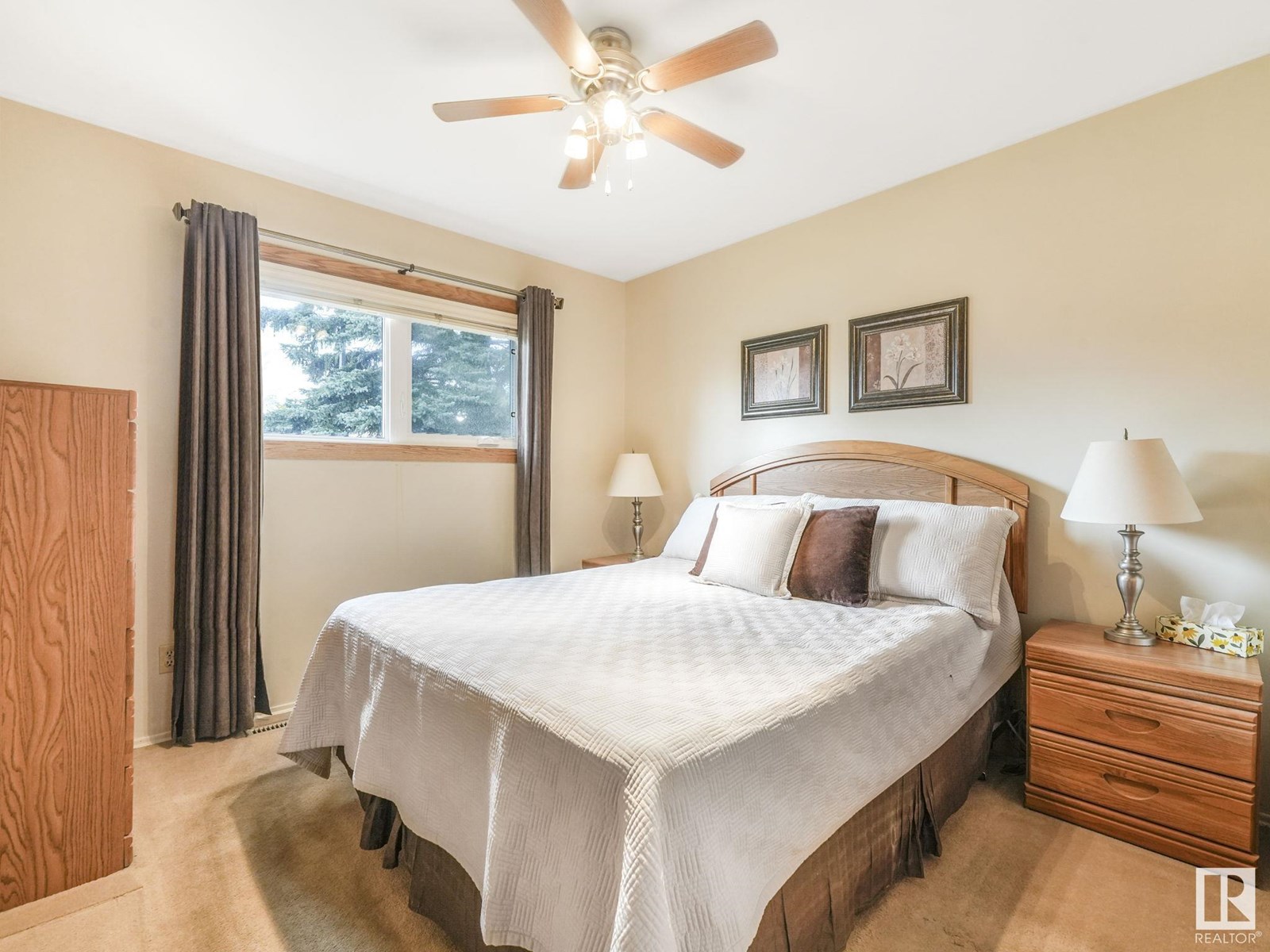 Photo 16 of 8527 134 A Av Nw, Edmonton AB