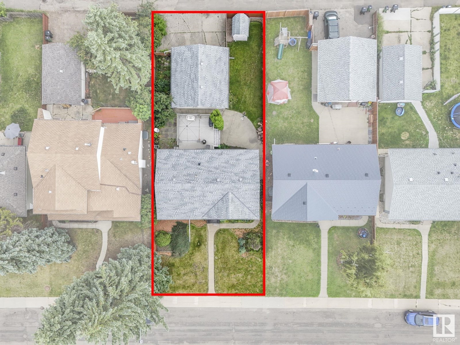 Photo 8 of 8527 134 A Av Nw, Edmonton AB