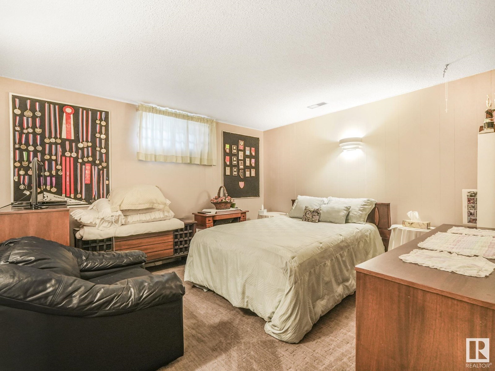 Photo 20 of 8527 134 A Av Nw, Edmonton AB