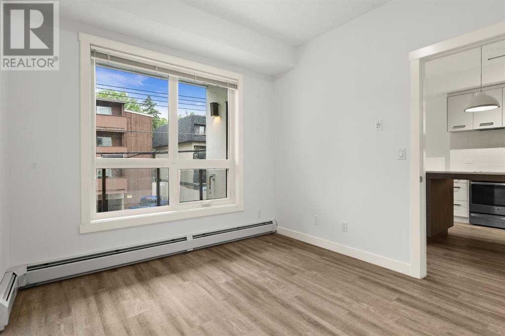 Single Family House for Sale in    Street NE Renfrew Calgary 