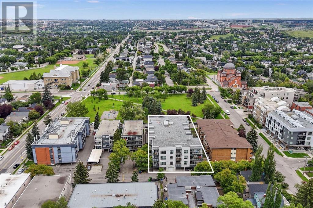 Single Family House for Sale in    Street NE Renfrew Calgary 