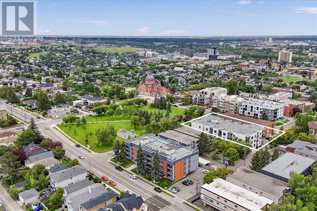Single Family House for Sale in    Street NE Renfrew Calgary 