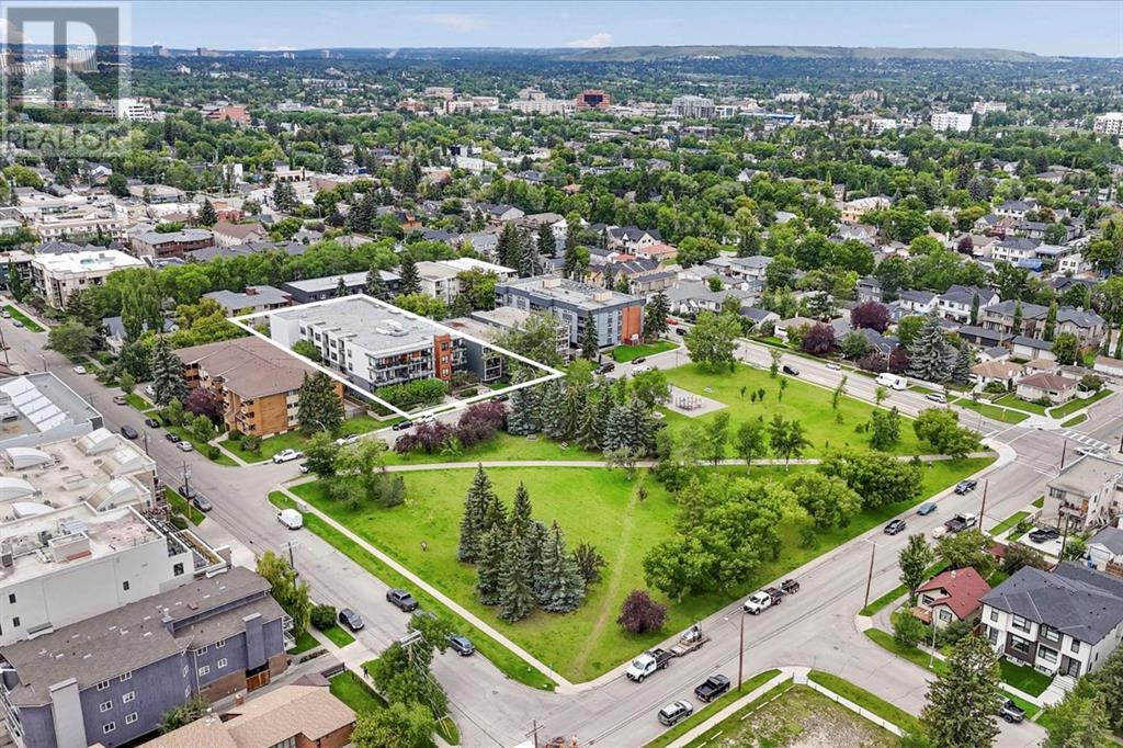 Single Family House for Sale in    Street NE Renfrew Calgary 
