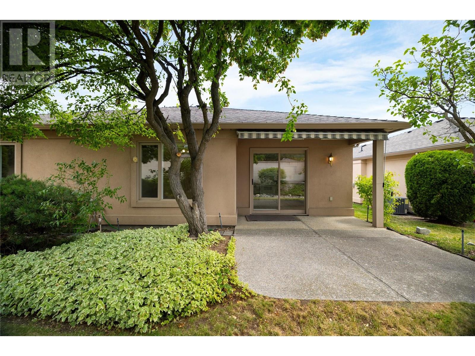 118 595 Yates Road, Kelowna