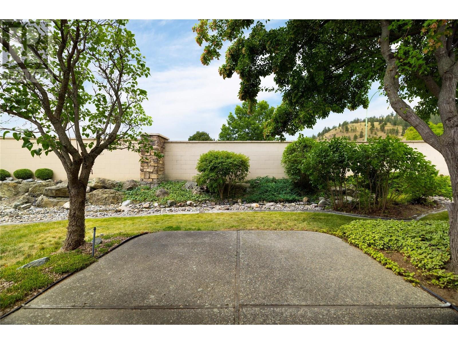 118 595 Yates Road, Kelowna