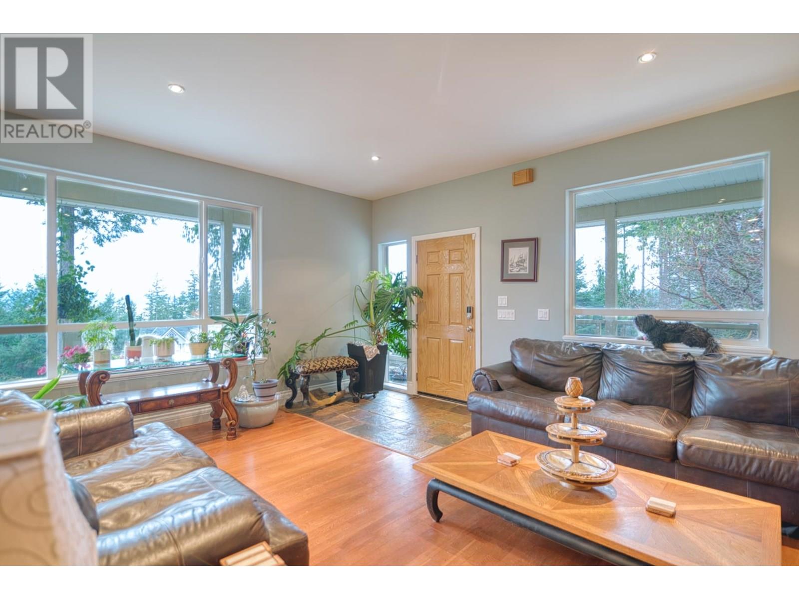 4177 JOHNSTON HEIGHTS DRIVE, Garden Bay