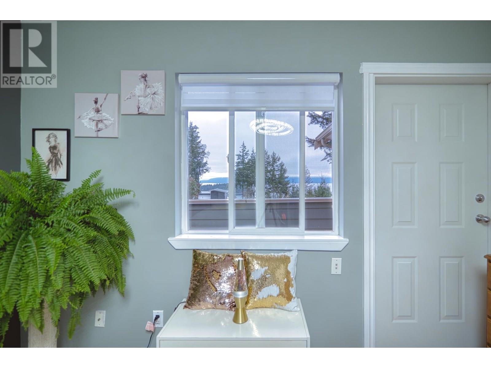 4177 JOHNSTON HEIGHTS DRIVE, Garden Bay
