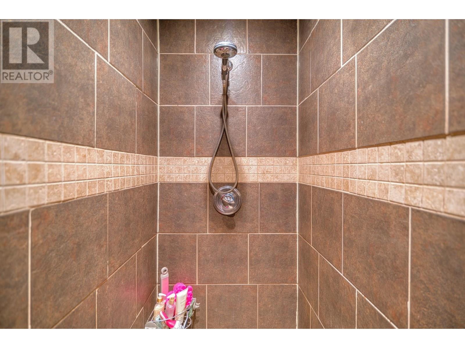 4177 JOHNSTON HEIGHTS DRIVE, Garden Bay