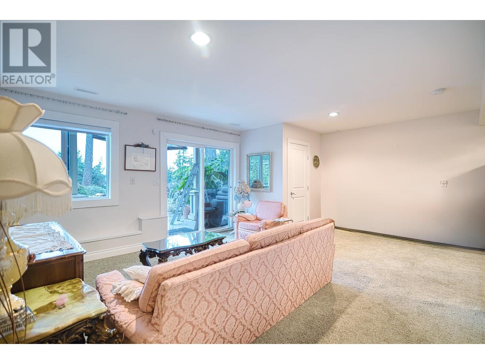 4177 JOHNSTON HEIGHTS DRIVE, Garden Bay