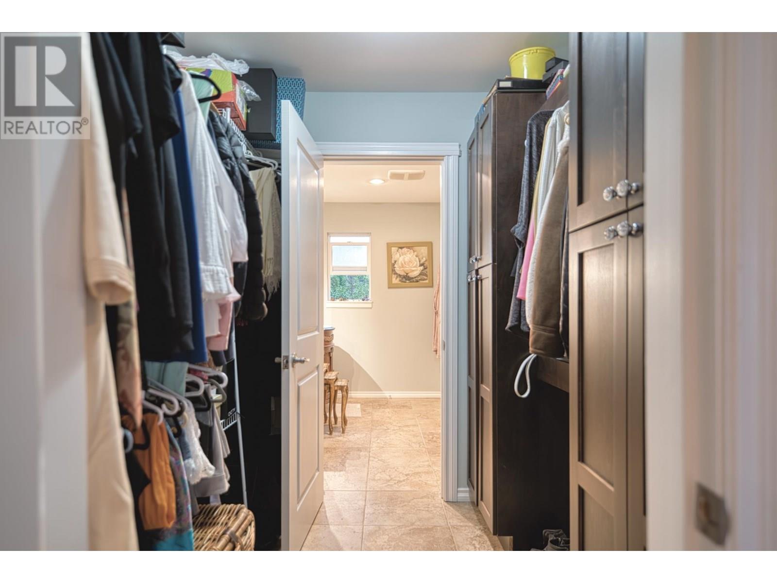 4177 JOHNSTON HEIGHTS DRIVE, Garden Bay