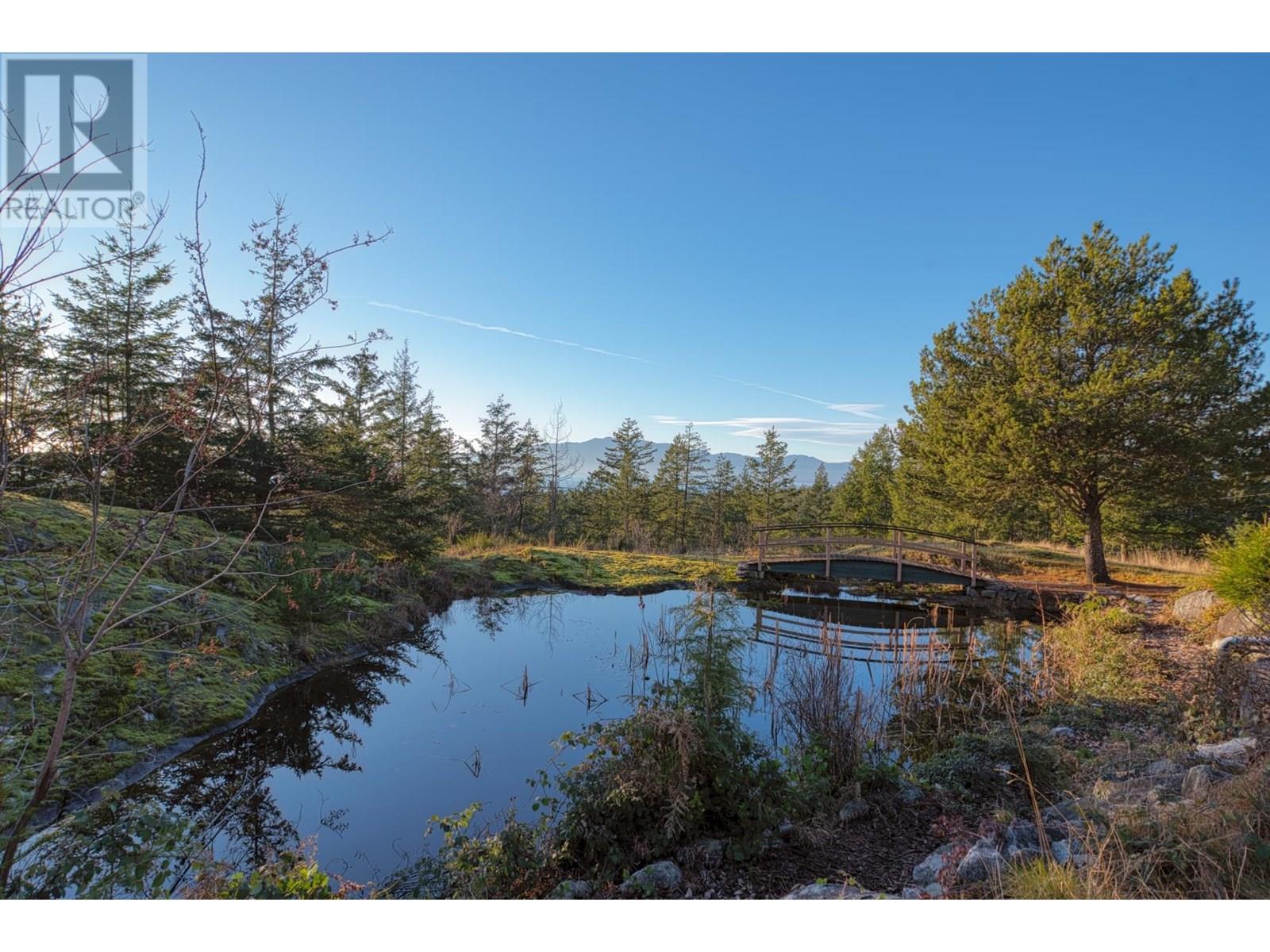 10339 SUNSHINE COAST HIGHWAY, Halfmoon Bay